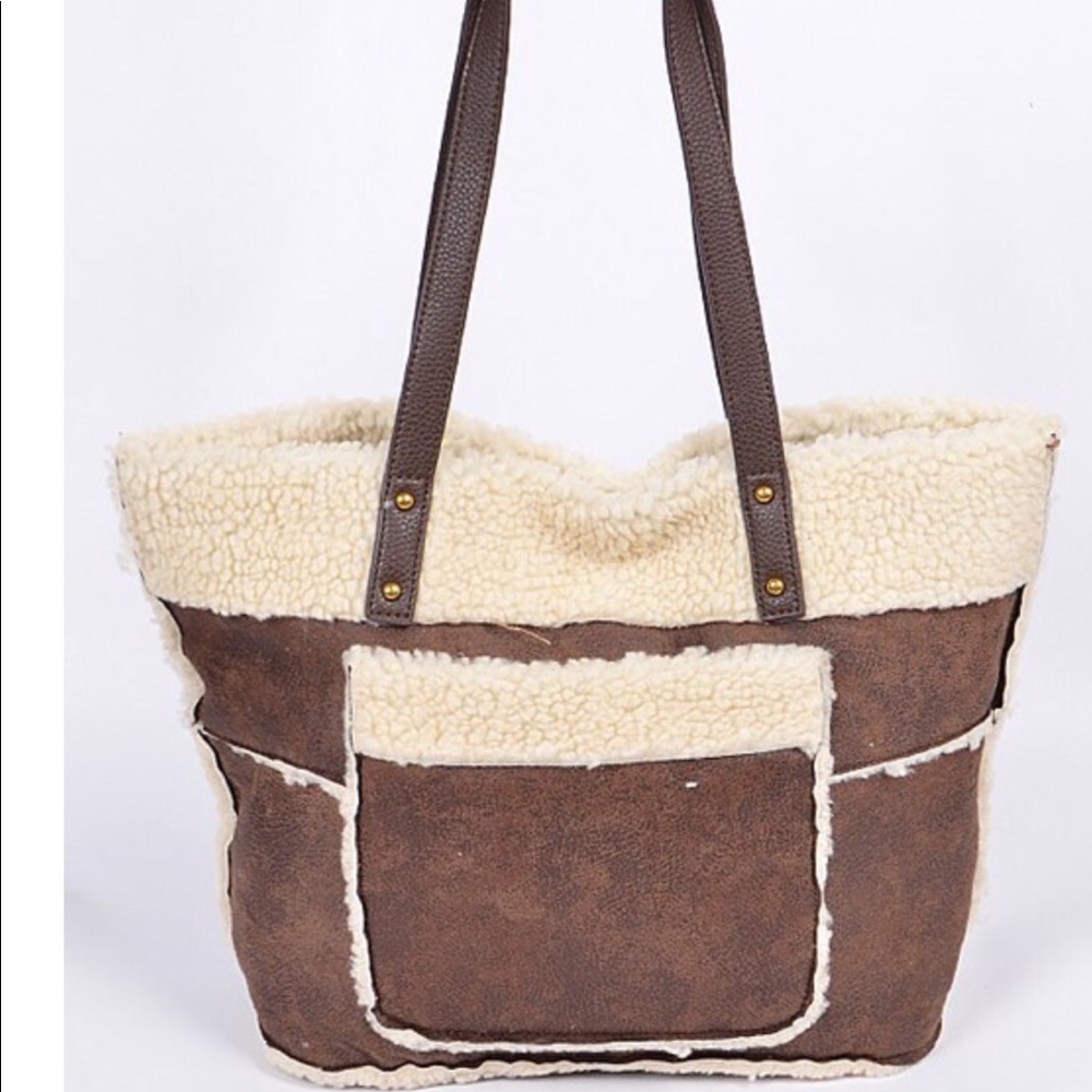 Faux leather ,and fur tote NWT
